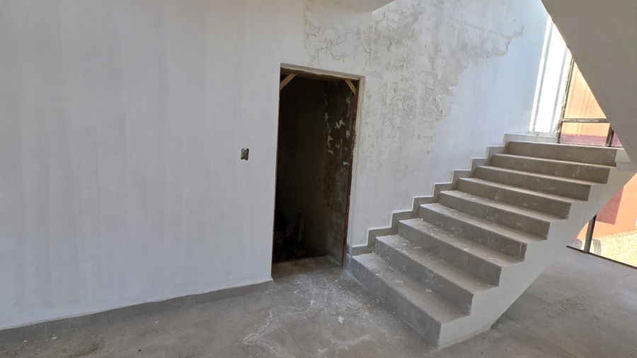 3 Bedroom Property for Sale in Ifafi North West